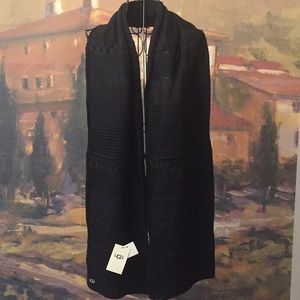 BNWT Ugg Black Cable Knit Scarf